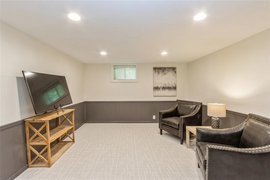 10031 Catalina Street — photo 30