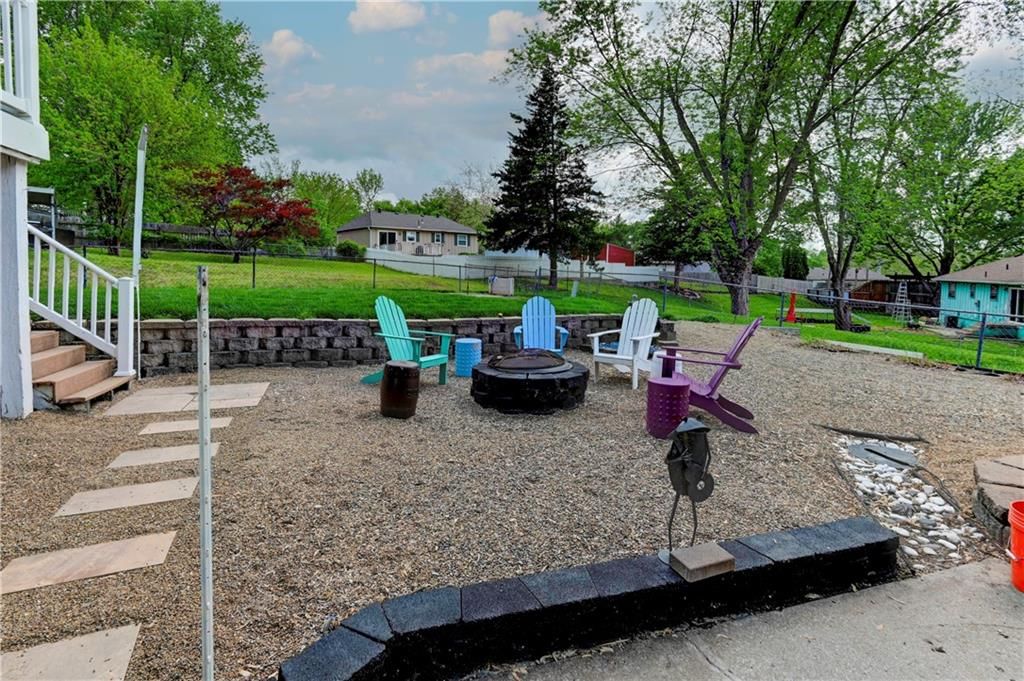 1414 N Cloverdale Court — photo 48