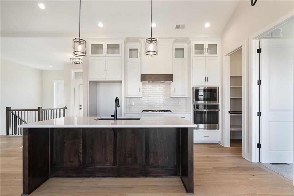 25016 W 89th Terrace — photo 13