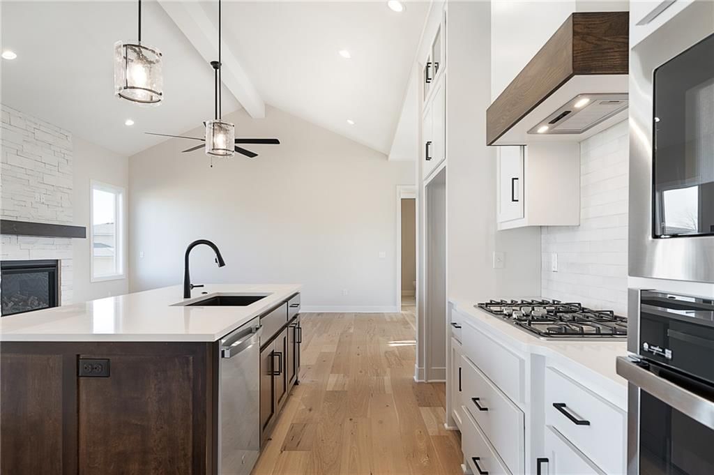 25016 W 89th Terrace — photo 15