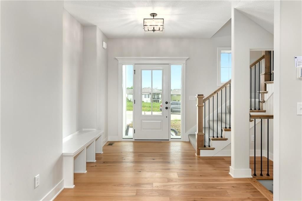 3904 SW Flintrock Drive — photo 8
