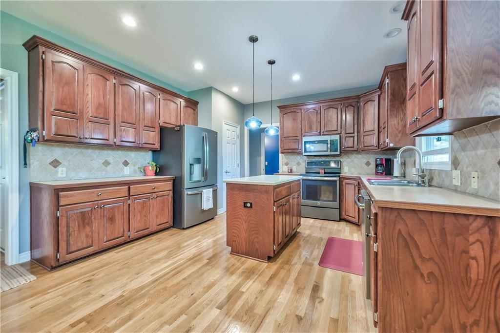 6029 BROWNRIDGE Drive — photo 11