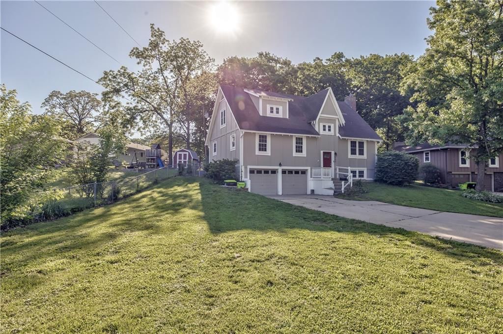 803 Halsey Circle — photo 2