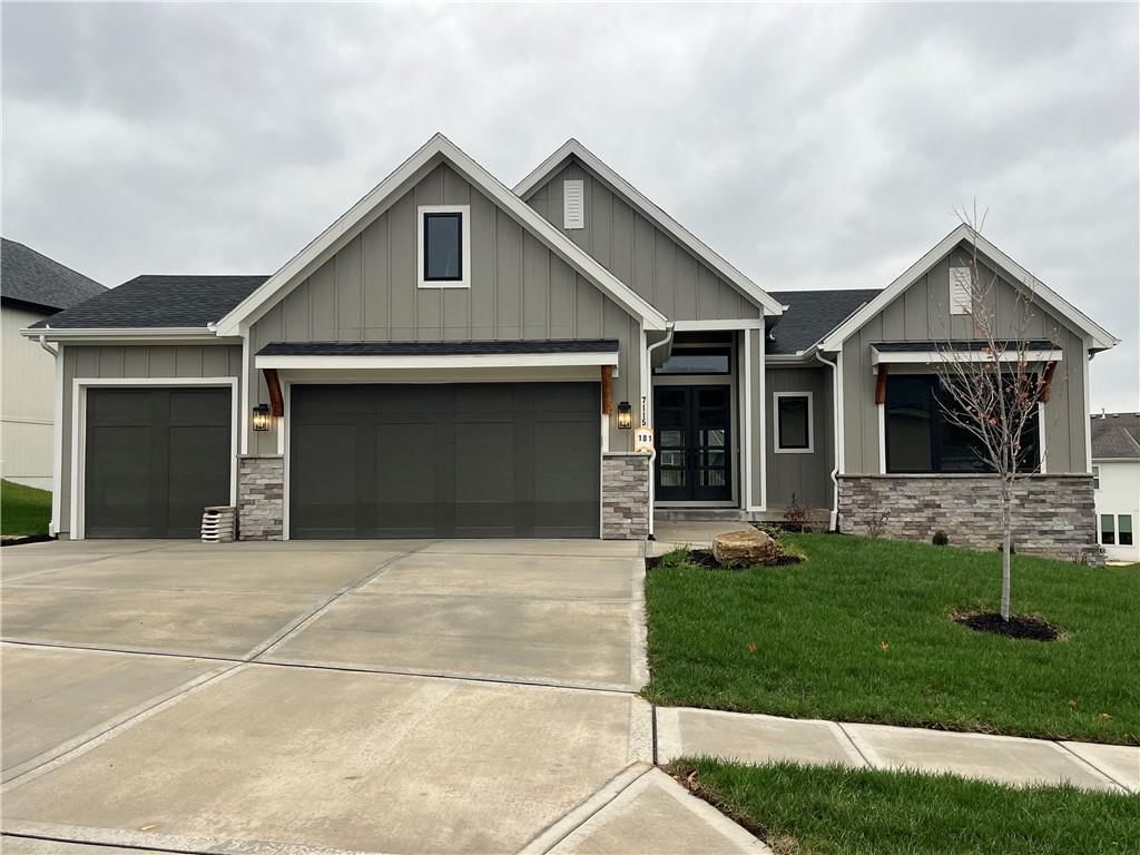 7115 Richards Drive, Shawnee, KS