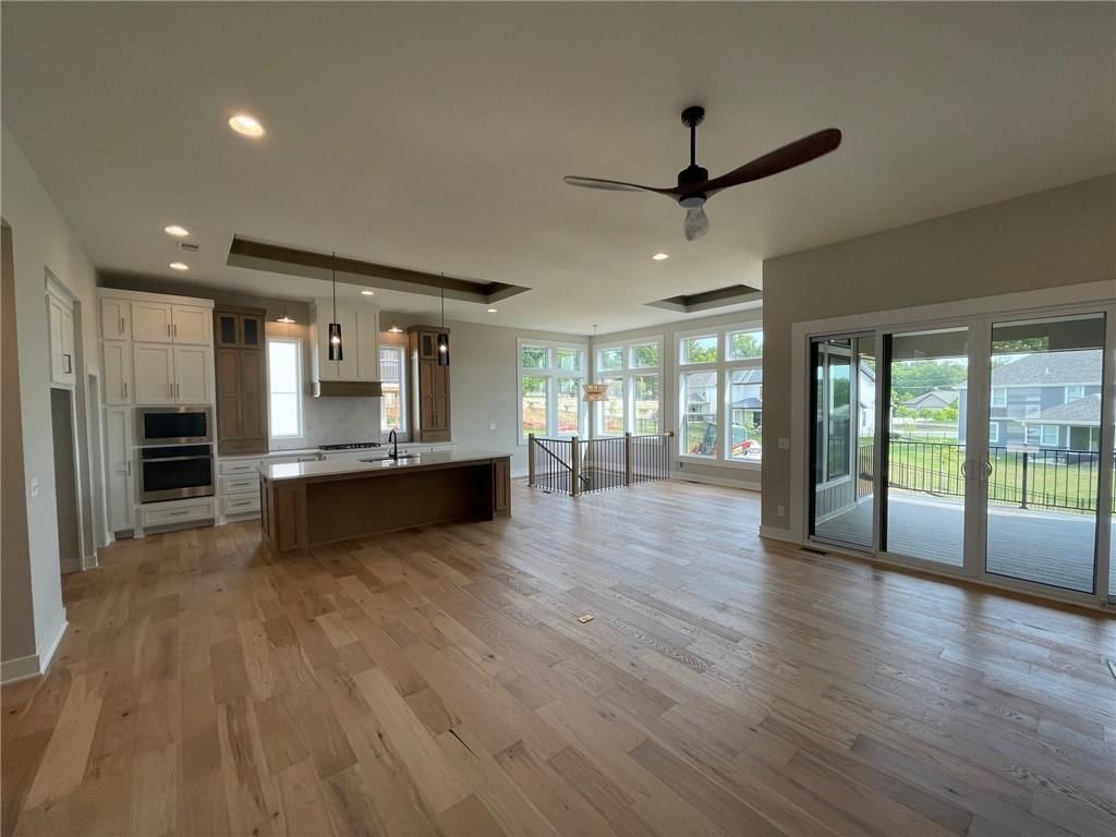 7115 Richards Drive — photo 4