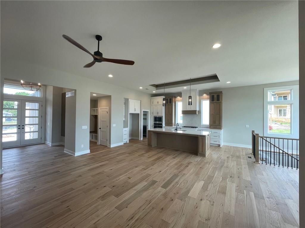 7115 Richards Drive — photo 5