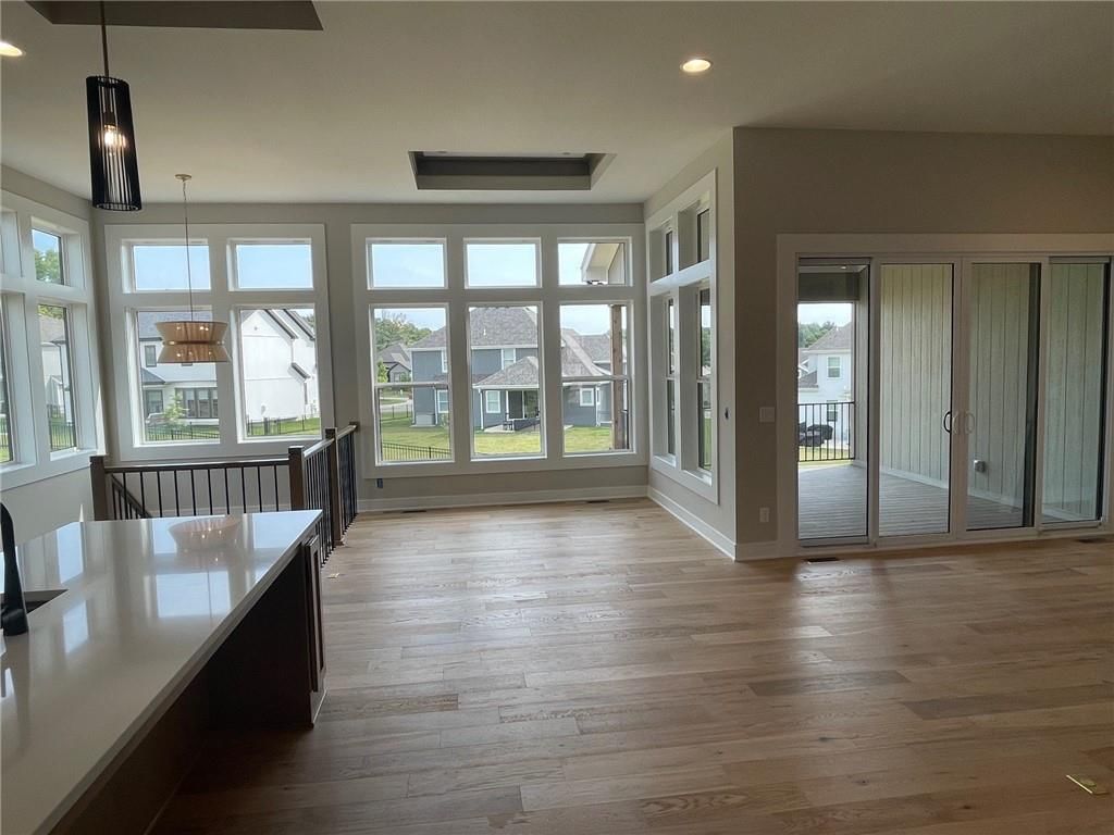 7115 Richards Drive — photo 9