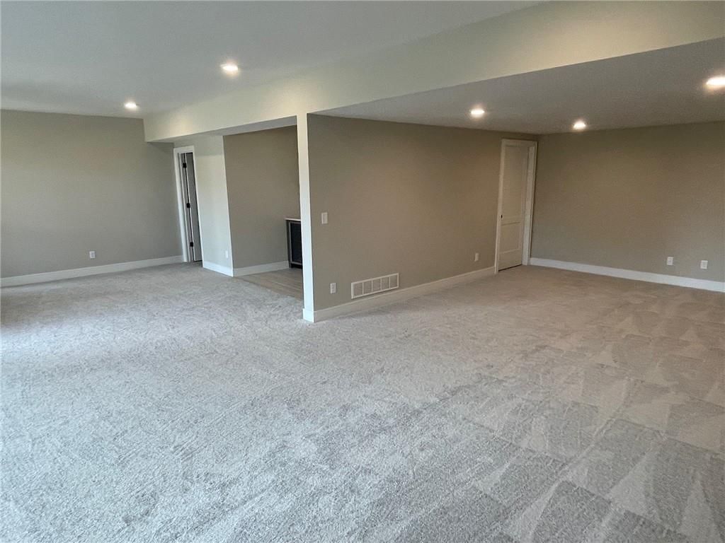7115 Richards Drive — photo 18