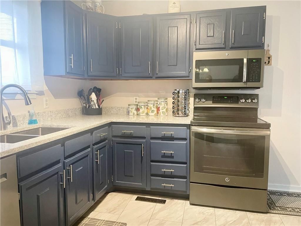 1005 W 17th Street — photo 13