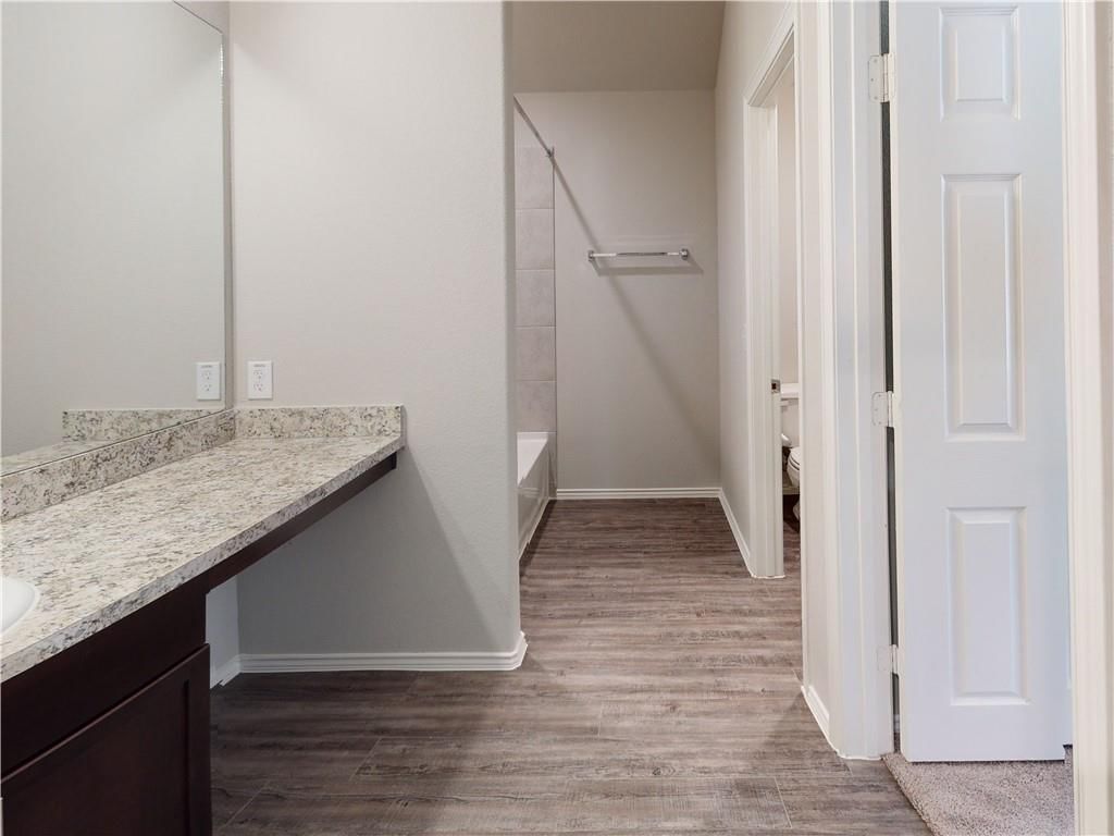 Photo 11 of 13 - 2108 Brook Ridge Circle