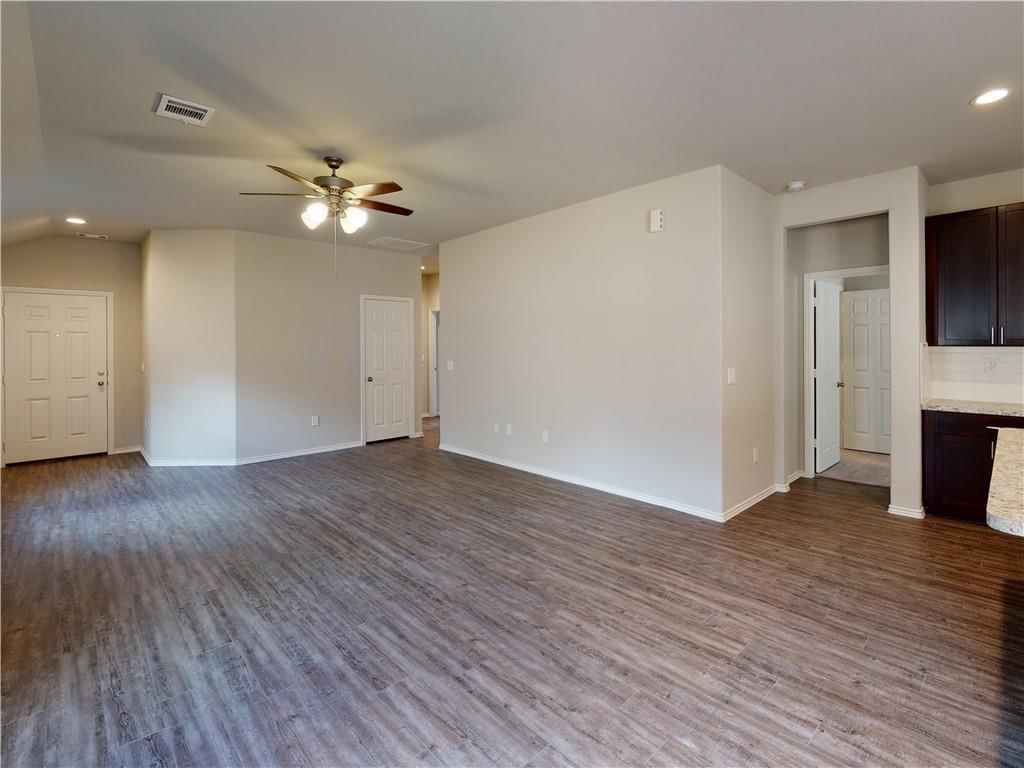 Photo 12 of 13 - 2108 Brook Ridge Circle