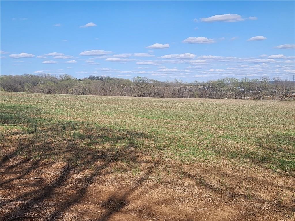 801 S Butler Lane — photo 4