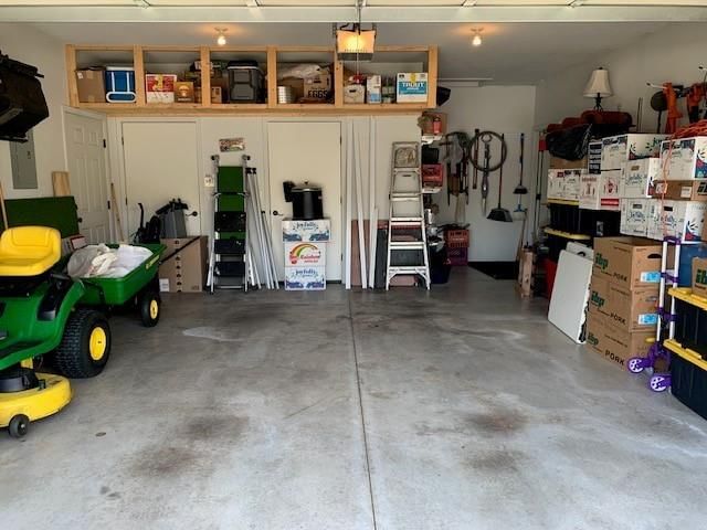 Photo 16 of 16 - 16914 MEADOW CREEK Circle