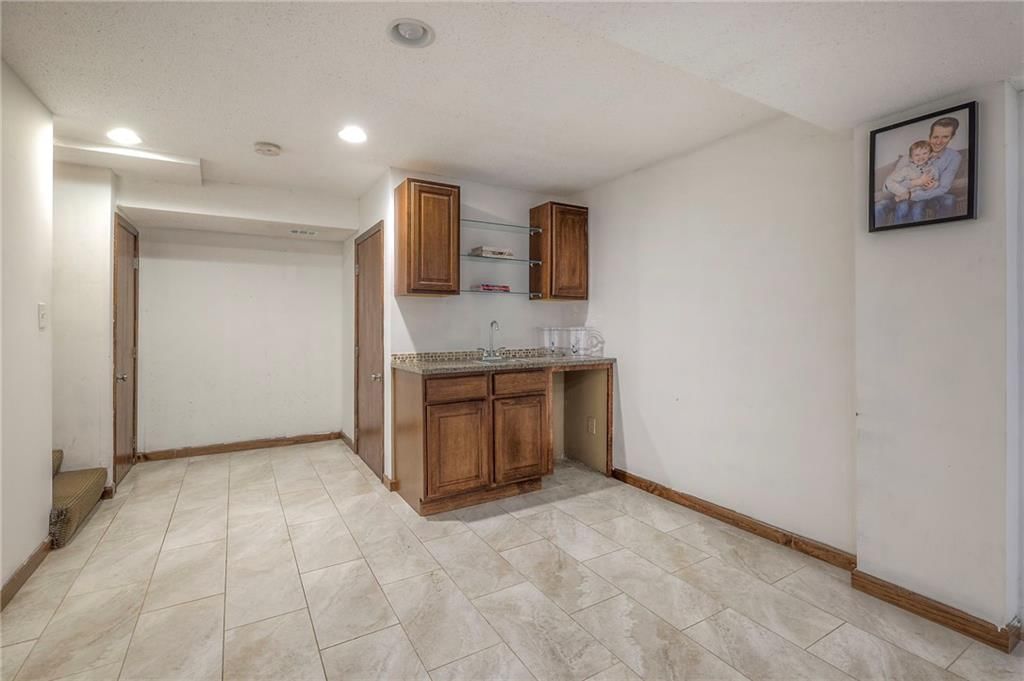 4809 Mastin Street — photo 27