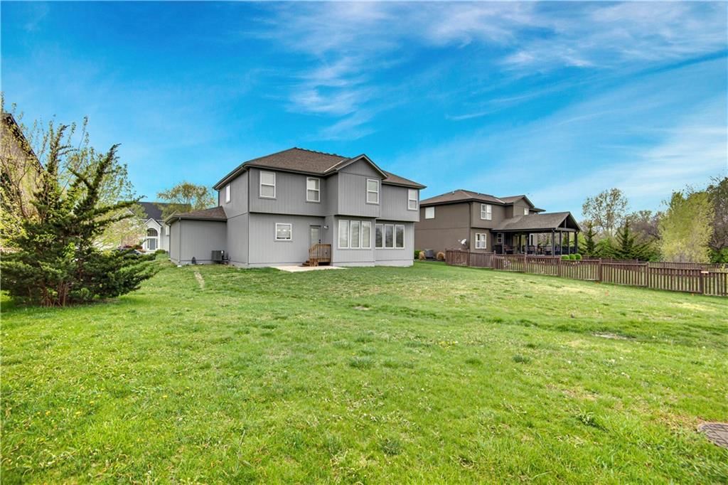 16109 S Heatherwood Street — photo 32