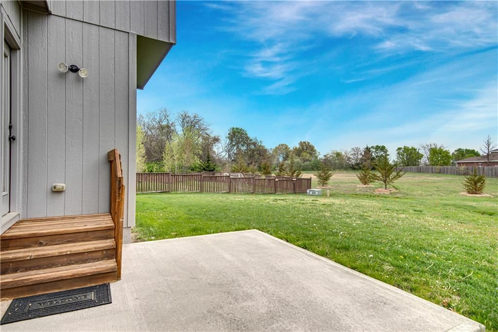 16109 S Heatherwood Street — photo 33