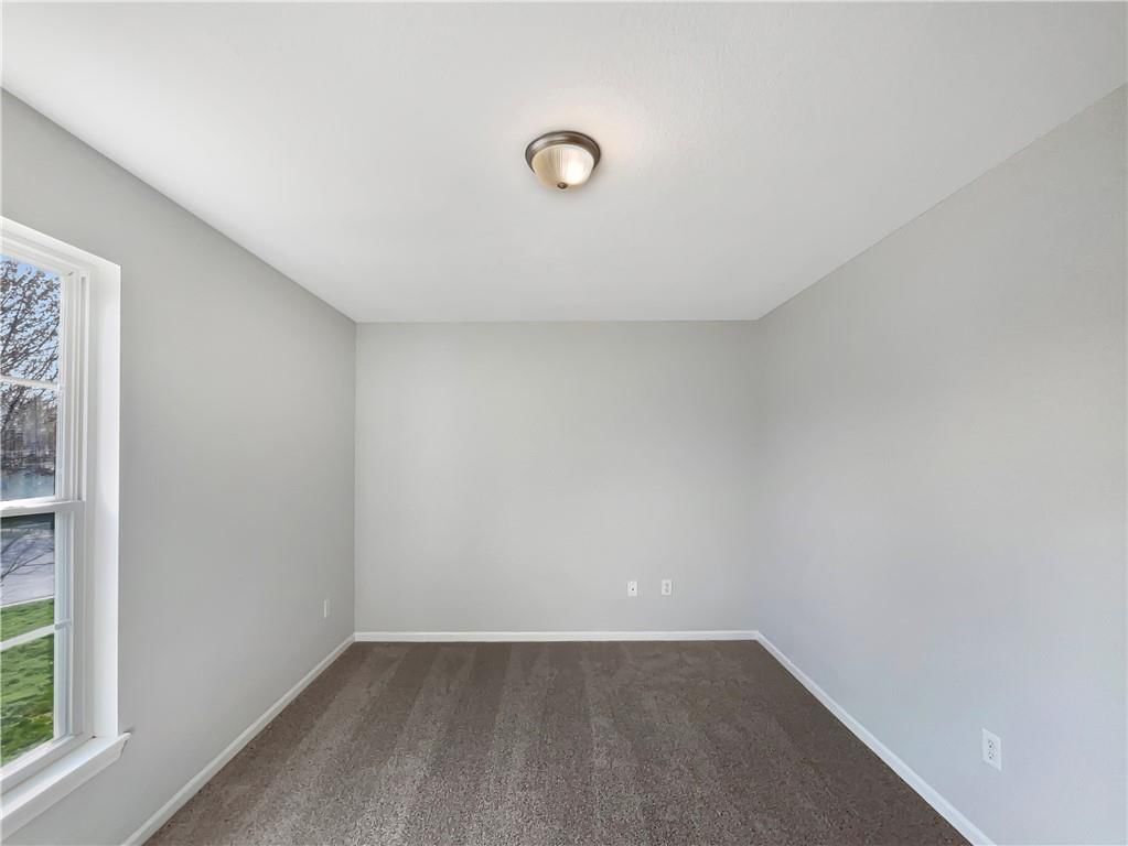 4210 N 121st Terrace — photo 17