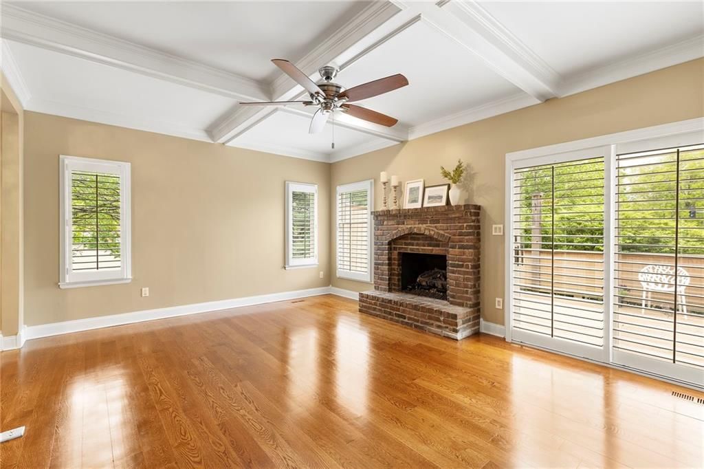 12715 Cambridge Lane — photo 16