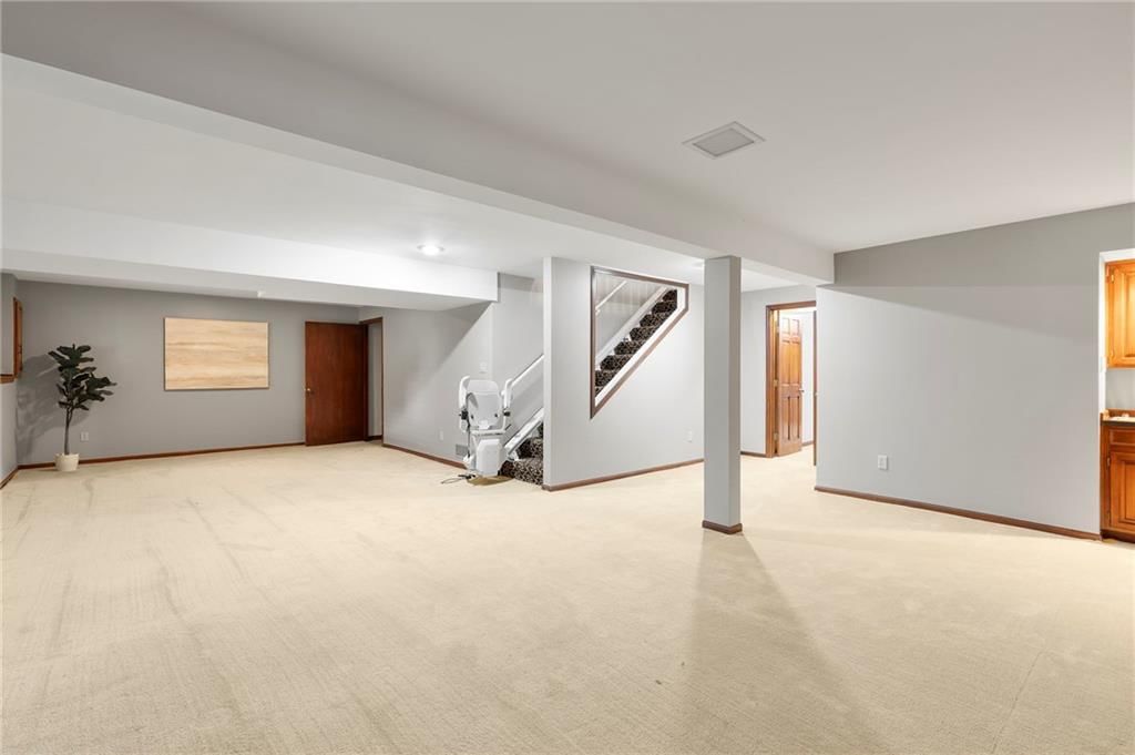 12715 Cambridge Lane — photo 34