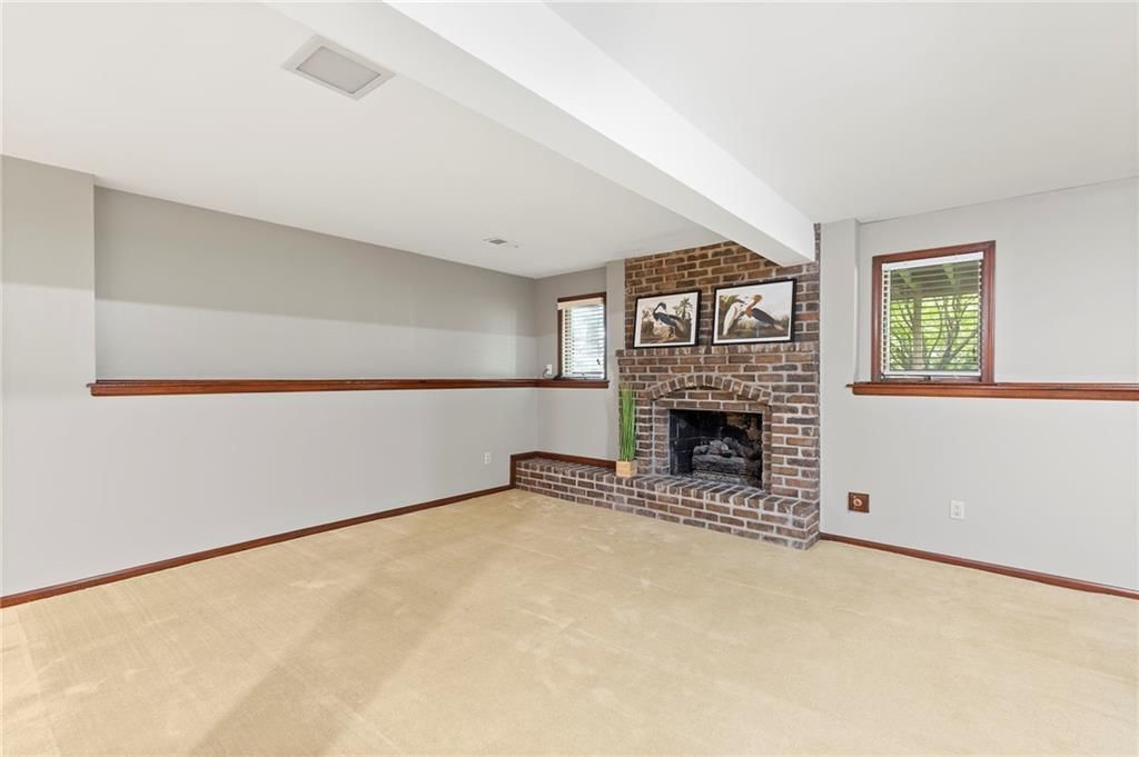 12715 Cambridge Lane — photo 36