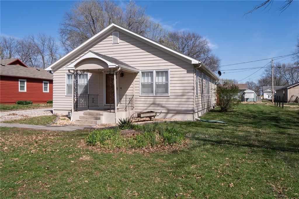 617 Oak Street — photo 2