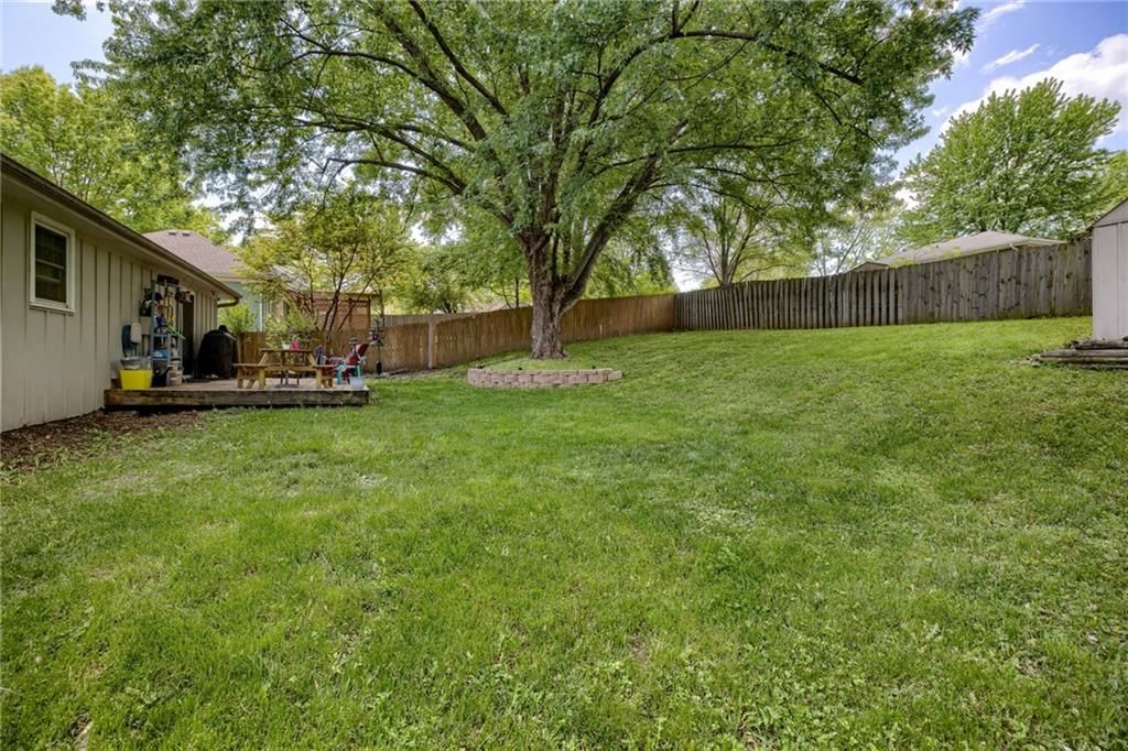 6716 NW Sioux Drive — photo 26