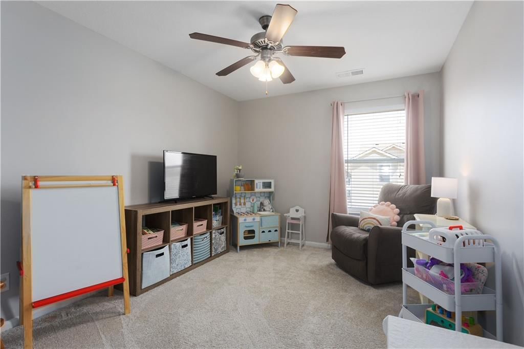 8107 N Oakley Avenue — photo 22