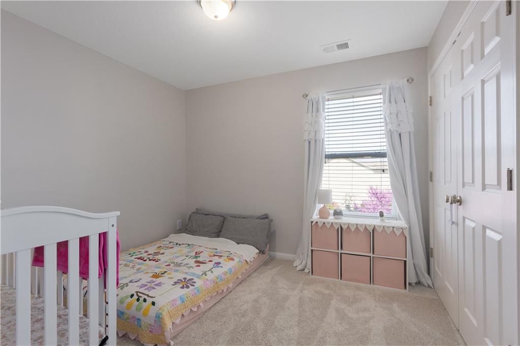 8107 N Oakley Avenue — photo 24