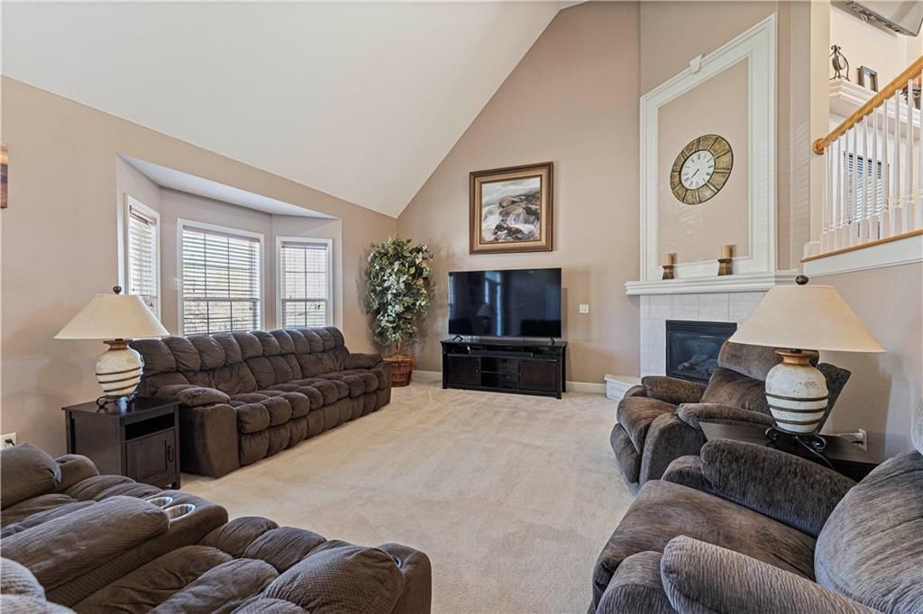 2517 SW Kenwill Court — photo 3