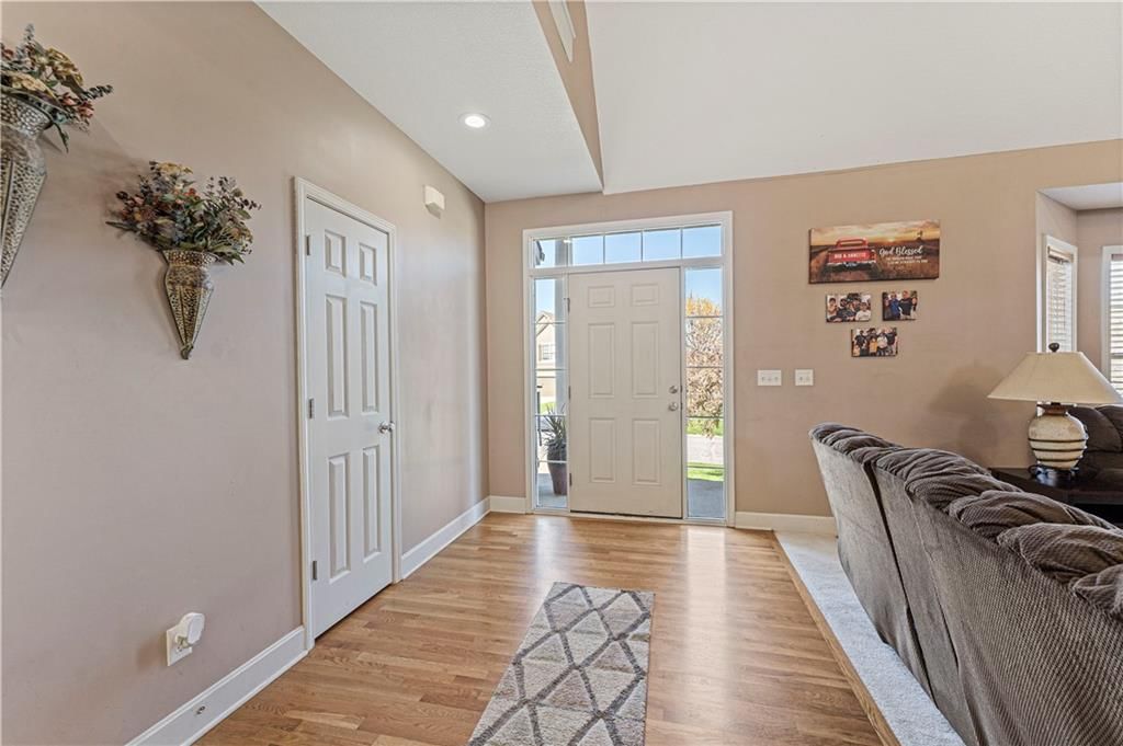 2517 SW Kenwill Court — photo 7