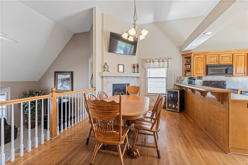 2517 SW Kenwill Court — photo 9
