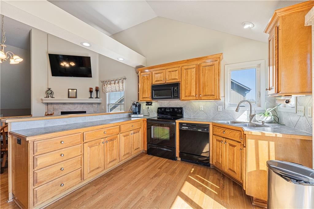 2517 SW Kenwill Court — photo 11