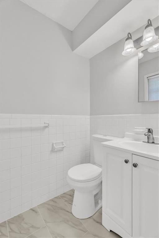 1484 Hemlock Drive — photo 19