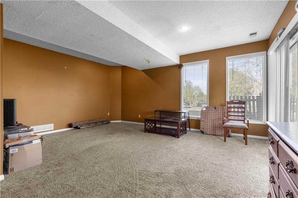 21709 W 53rd Terrace — photo 23