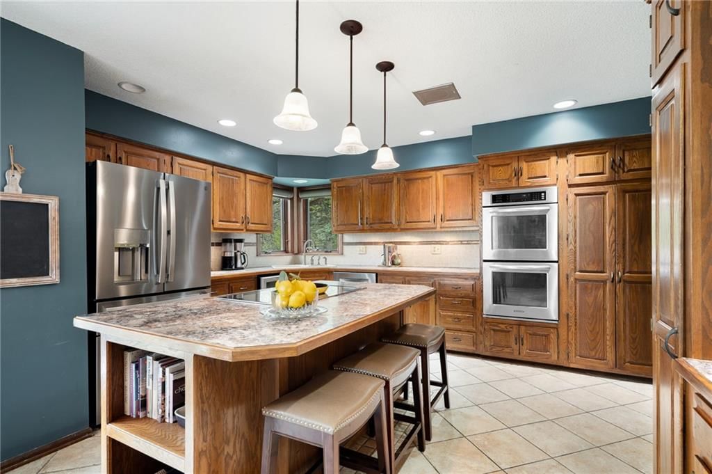 219 NW Locust Street — photo 14
