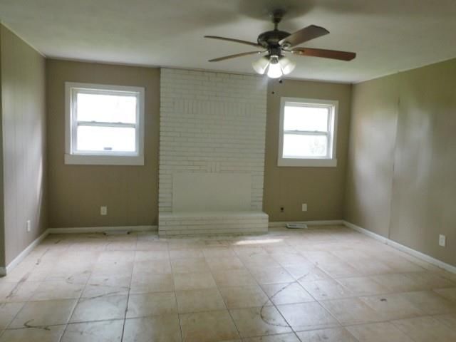 2129 MADDI Avenue — photo 11