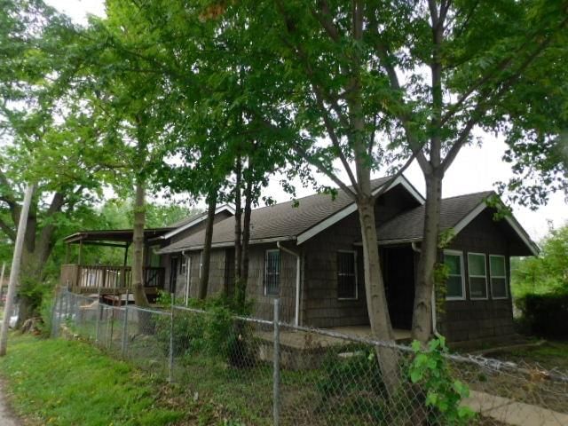 401 OAKLEY Avenue — photo 20