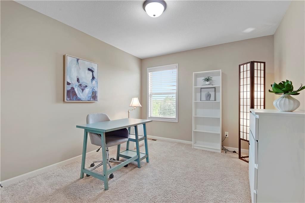 1420 CREEKMOOR Drive — photo 24