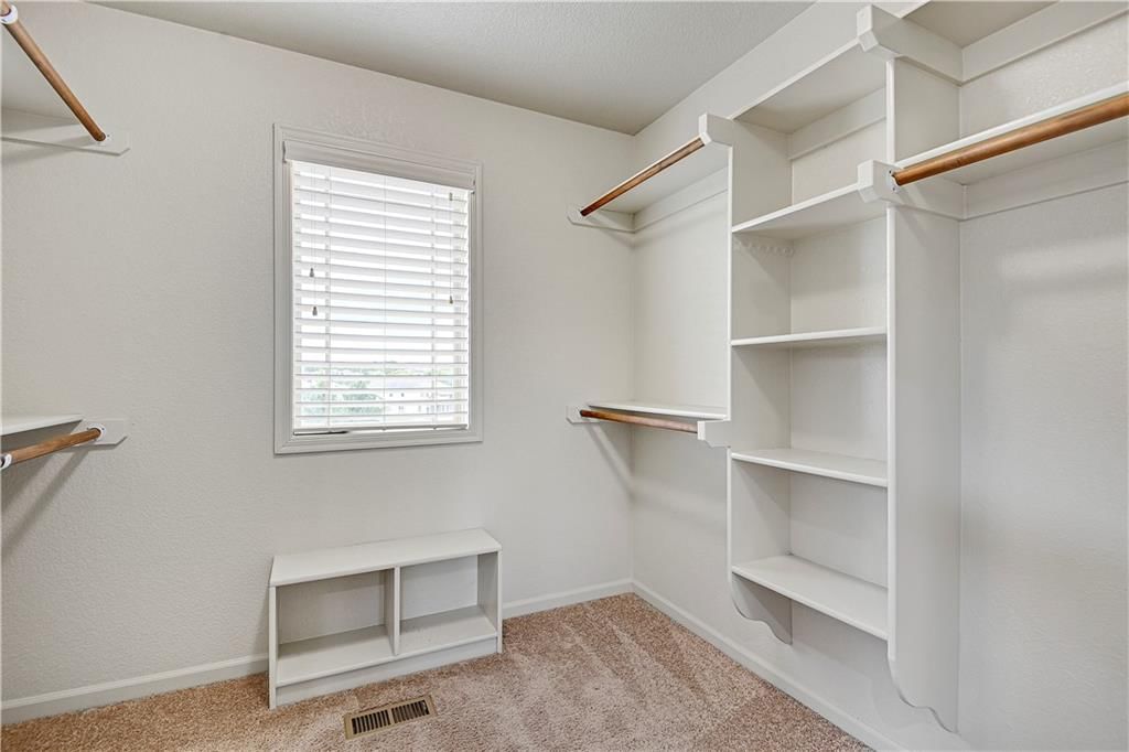 1420 CREEKMOOR Drive — photo 31