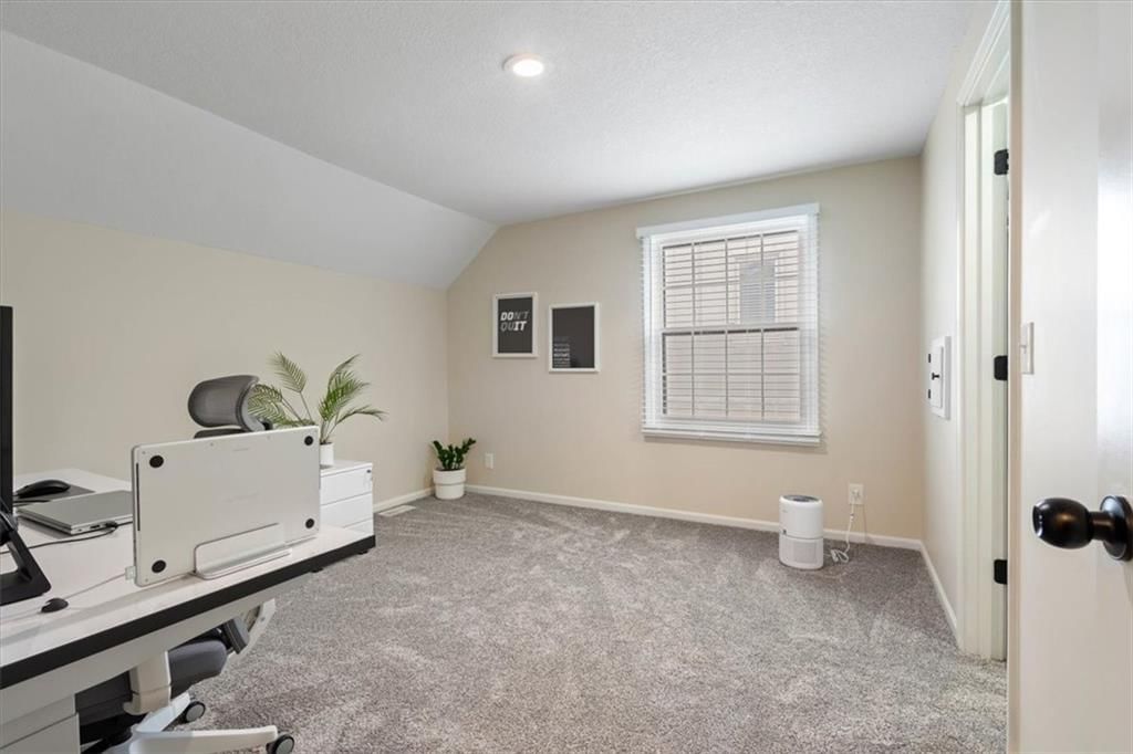 9221 W 113th Street — photo 30