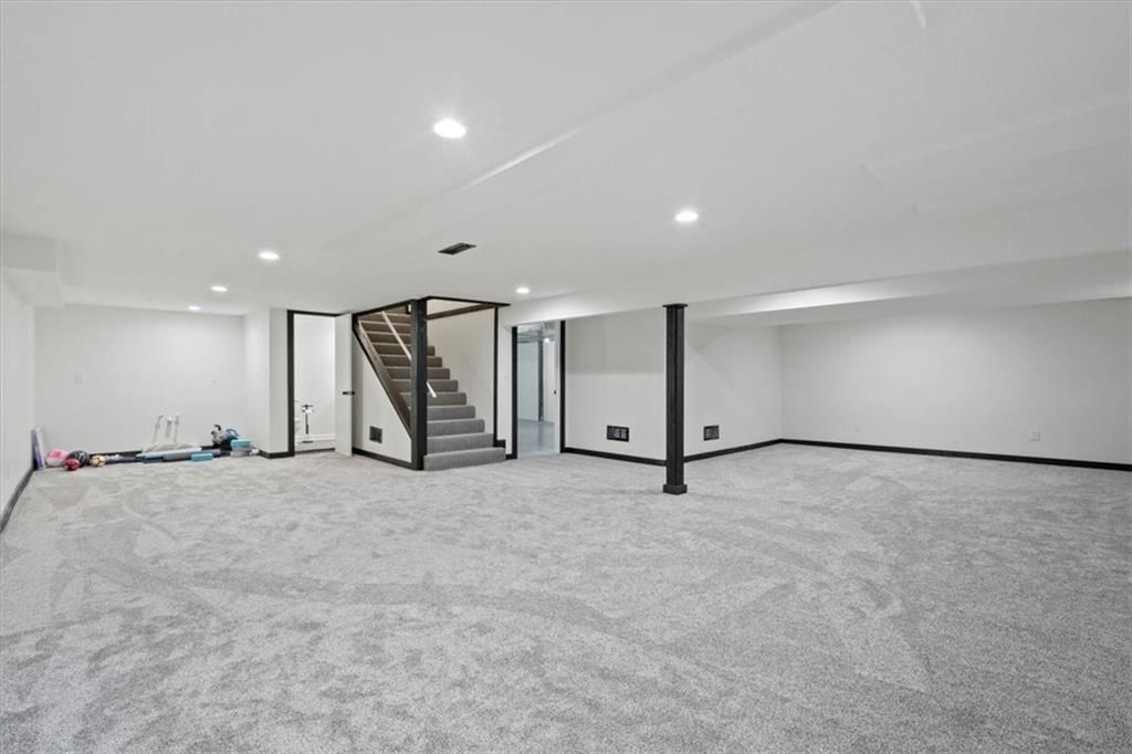 9221 W 113th Street — photo 34