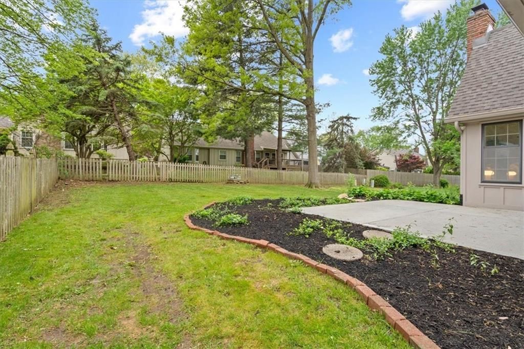 9221 W 113th Street — photo 37