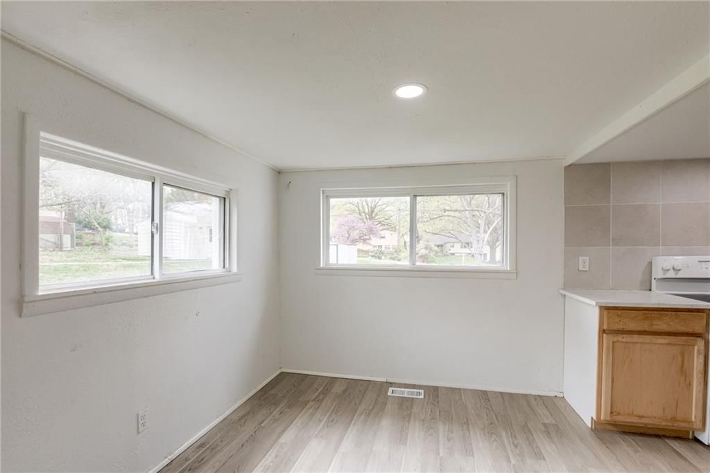 2600 Garland Street — photo 8