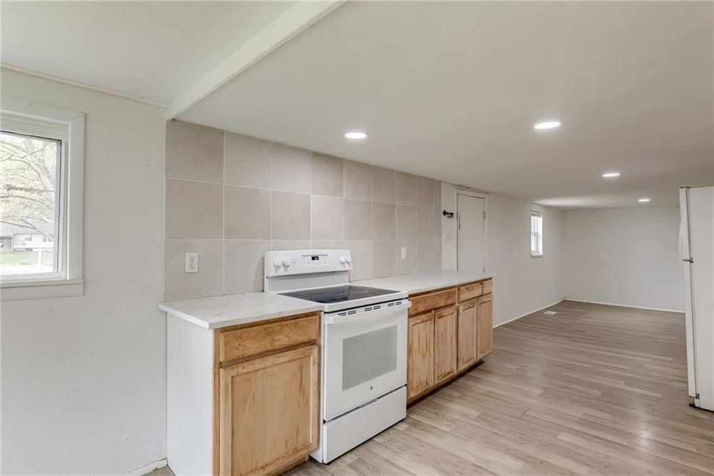 2600 Garland Street — photo 9