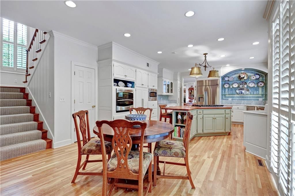 11405 Manor Street — photo 9