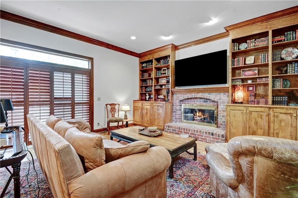 11405 Manor Street — photo 18