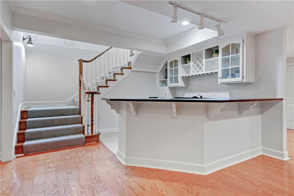 11405 Manor Street — photo 31