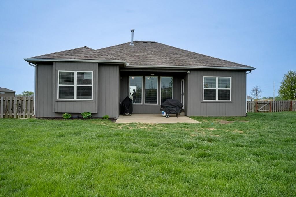 1504 Shane Lane — photo 40