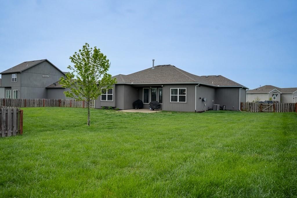 1504 Shane Lane — photo 41