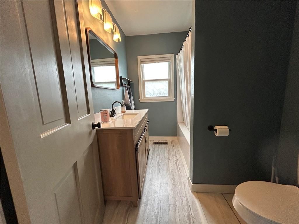 1216 Liberty Park Boulevard — photo 11